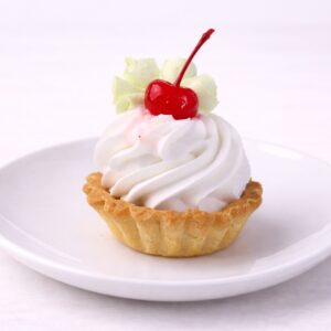 Пирожное "Корзиночка" с черешней