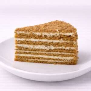 Торт "Медовый" со  сметанным новый вес