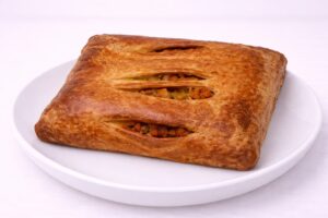 Пирог с курицей и овощами