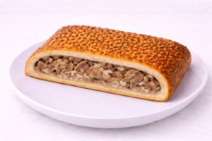 Пирог с мясом и рисом